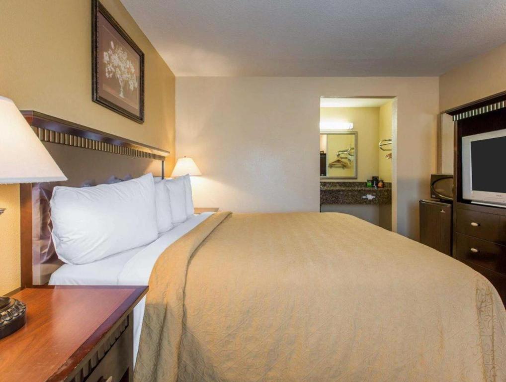 Quality Inn San Bernardino Kültér fotó