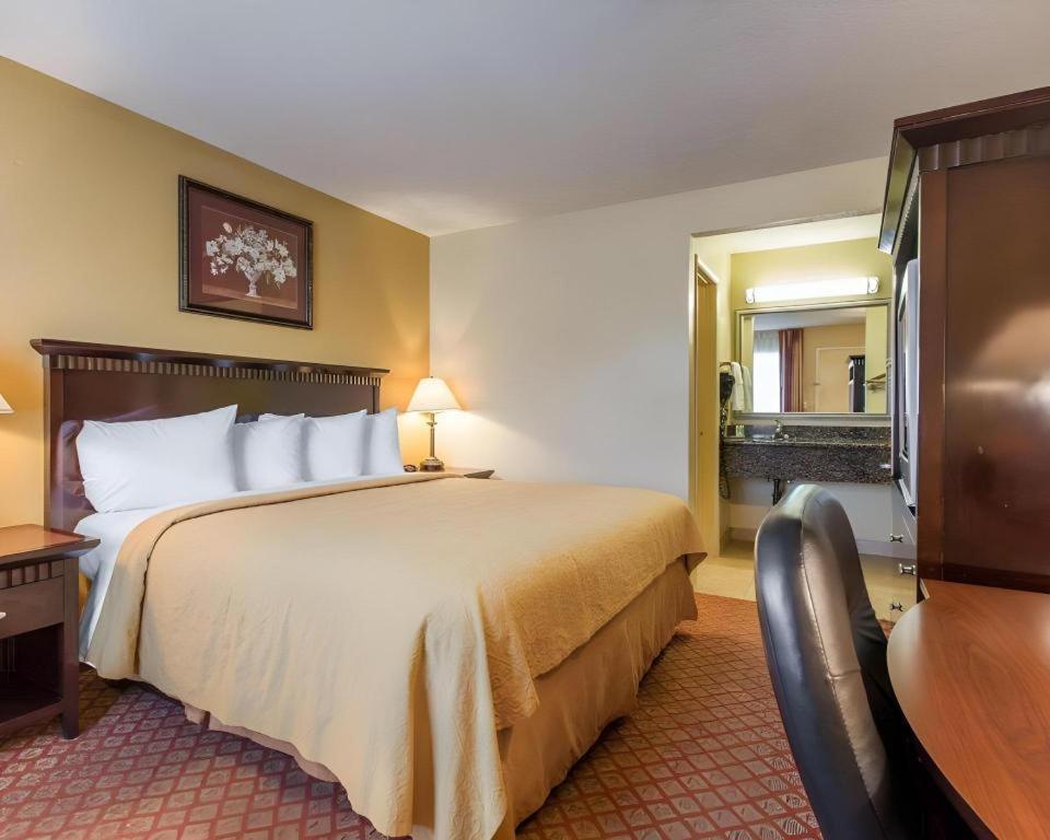 Quality Inn San Bernardino Kültér fotó